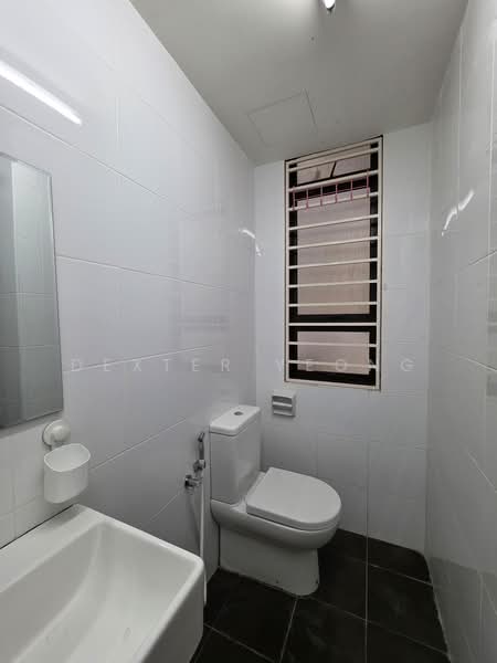 Kondominium untuk Disewa di Unipark Condominium - Dexter Yeong - Bathroom - PropertyGuru.com.my