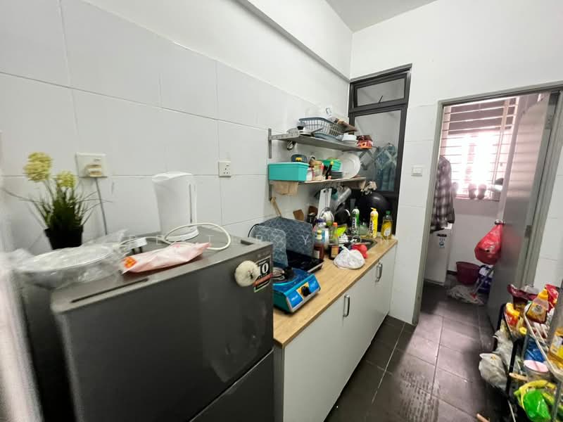 Kondominium untuk Disewa di Unipark Condominium - Dexter Yeong - Kitchen - PropertyGuru.com.my
