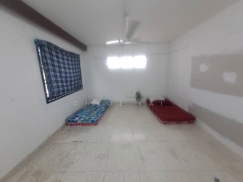 Rumah Banglo untuk Disewa di Taman Pelangi (Johor Bahru) - Chloe Lai - Bedroom - PropertyGuru.com.my