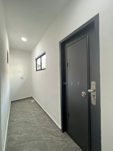 Rumah Teres 2 Tingkat untuk Dijual di Taman Sri Skudai (Skudai) - Jim Chee - Corridor - PropertyGuru.com.my