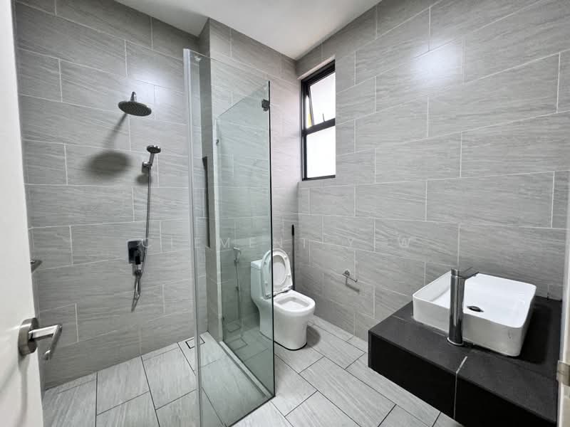 Semi-Detached House for Rent in Setia Alam (Selangor) - Clement Yew - Bathroom - PropertyGuru.com.my