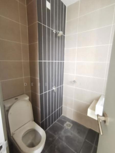 Rumah Berkembar untuk Dijual di D'Island (Puchong) - Debby Chai - Bathroom - PropertyGuru.com.my