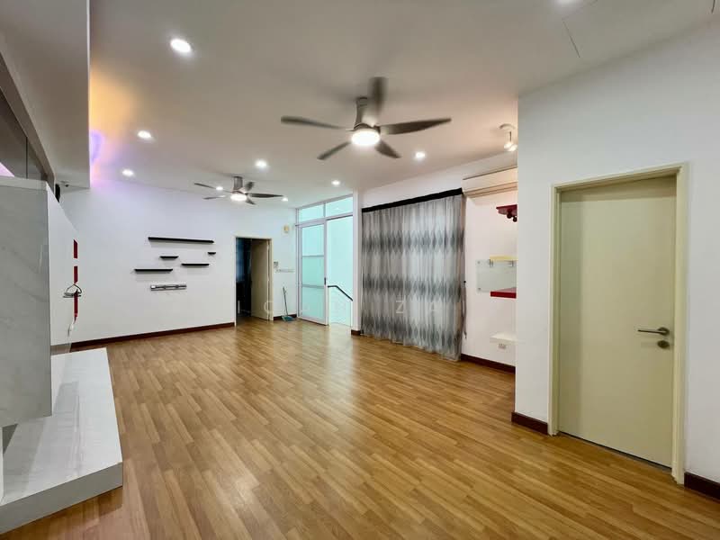 3-storey Terraced House for Rent in Cyberjaya (Selangor) - Afiqah zaidi - PropertyGuru.com.my