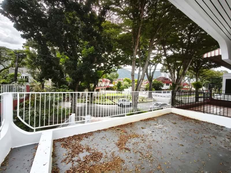 Semi-Detached House for Sale in Tanjung Bungah (Penang) - Chong Chooi Wei - Balcony - PropertyGuru.com.my