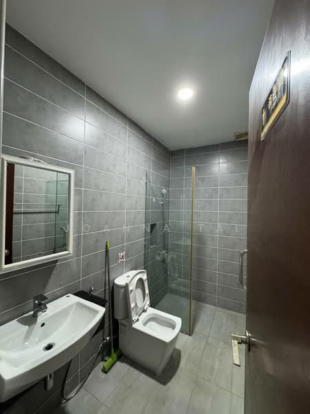 Service Residence for Rent at Paragon Residences @ Straits View - Joanna Tai - Bathroom - PropertyGuru.com.my