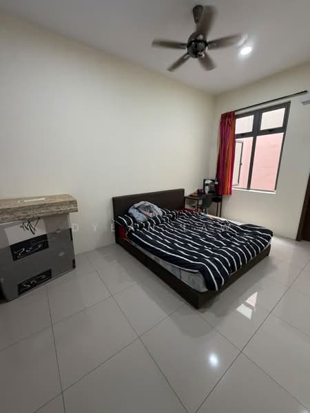 Rumah Kluster untuk Dijual di Taman Bukit Skudai (Skudai) - Dylan Law - Bedroom - PropertyGuru.com.my
