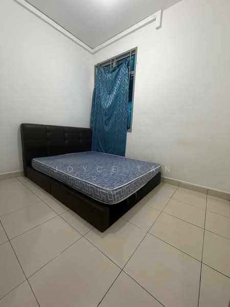 Apartment for Rent at Kipark Apartment - Joyce Tan - Bedroom - PropertyGuru.com.my