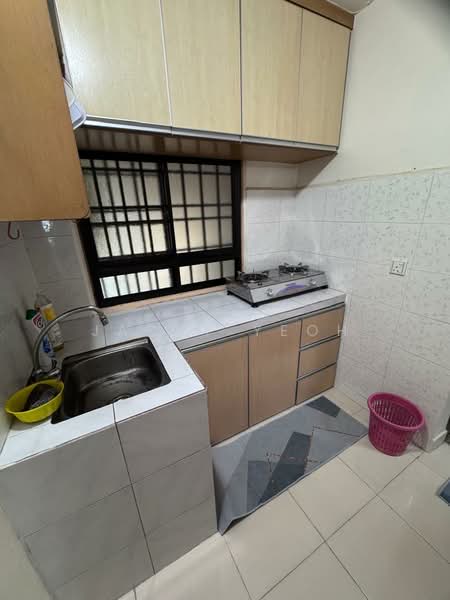 Flat for Rent at Desa Pinang 2 - Jacky Yeoh - Kitchen - PropertyGuru.com.my