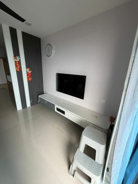 Servis Apartment untuk Disewa di Aradia Residence @ Lake City KL North - Vivian Tew - Living Room - PropertyGuru.com.my