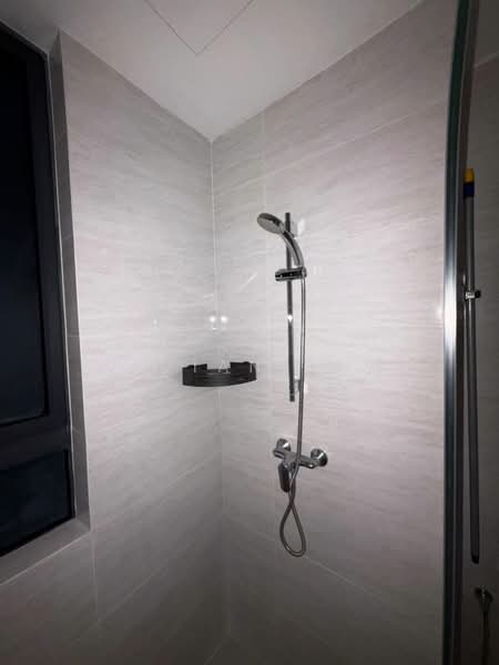 Servis Apartment untuk Disewa di Aradia Residence @ Lake City KL North - Vivian Tew - Bathroom - PropertyGuru.com.my