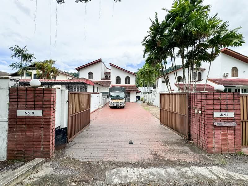 Bungalow for Sale in Ampang (Selangor) - Amzar Faiz - PropertyGuru.com.my