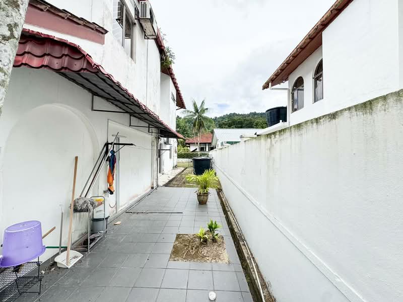 Bungalow for Sale in Ampang (Selangor) - Amzar Faiz - PropertyGuru.com.my