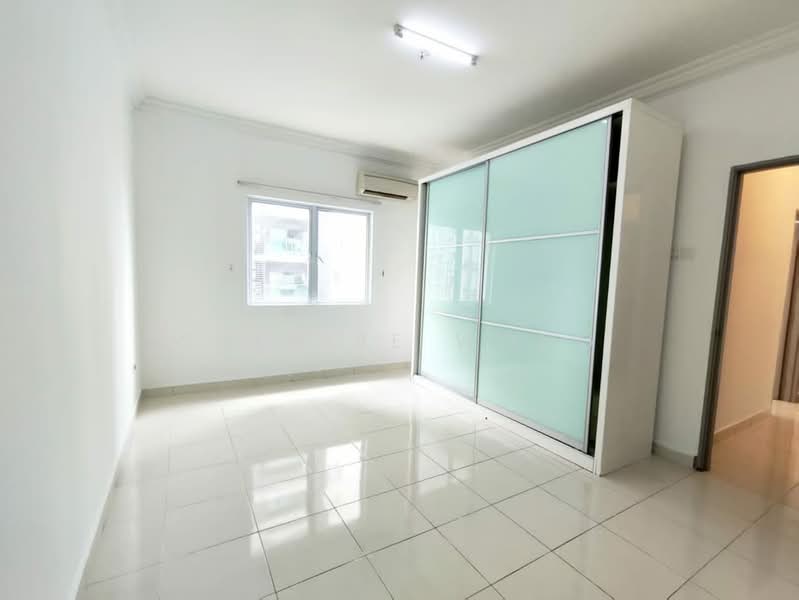 Servis Apartment untuk Dijual di Koi Kinrara - Sherise Wong - Bedroom - PropertyGuru.com.my
