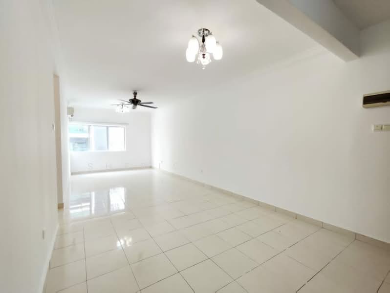 Servis Apartment untuk Dijual di Koi Kinrara - Sherise Wong - Living Room - PropertyGuru.com.my