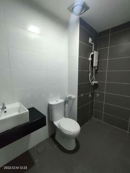 Service Residence for Rent at KSL Residence @ Daya - Alfred Yap - Bathroom - PropertyGuru.com.my