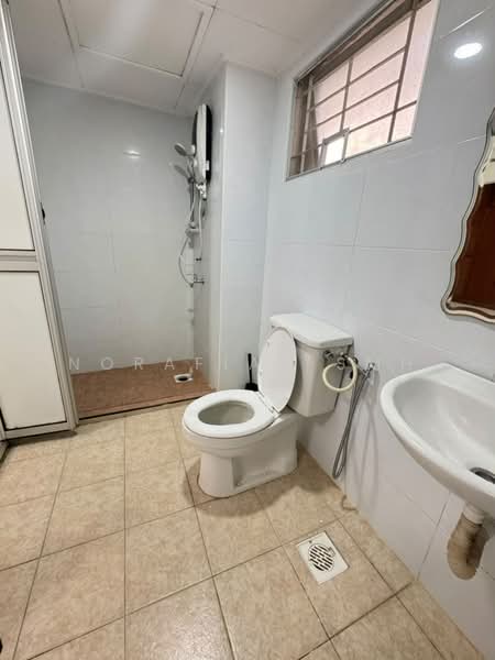 Kondominium untuk Disewa di Tiara Ampang - Norafian SMH - Bathroom - PropertyGuru.com.my
