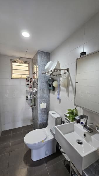 Service Residence for Sale at Alam Idaman - Noor Hidayah Mohamad Noor - Bathroom - PropertyGuru.com.my