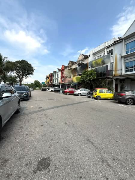 Shop / Office for Sale in Taman Tampoi Utama (Johor Bahru) - Karl Lim - Exterior - PropertyGuru.com.my