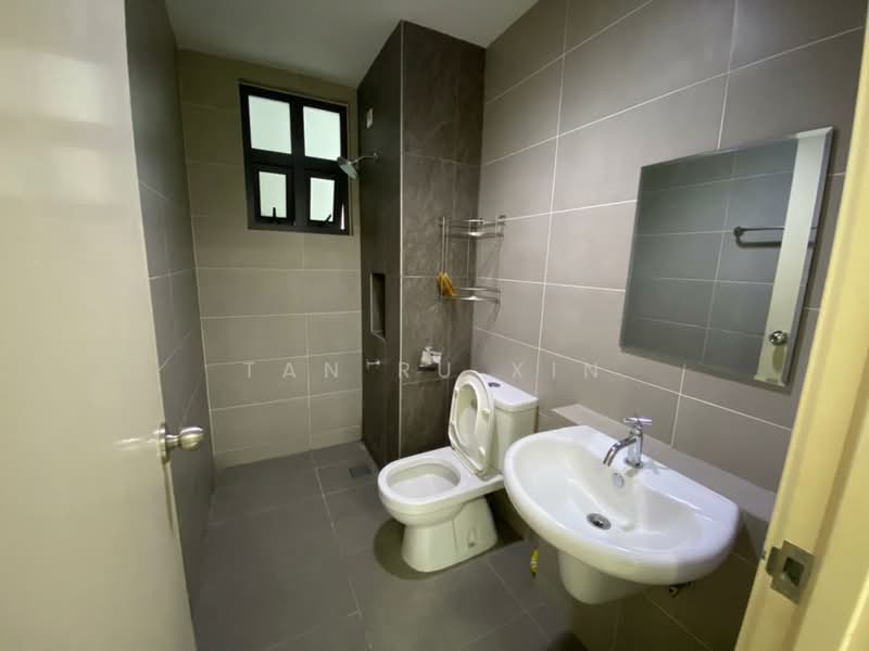 Kondominium untuk Disewa di Ascenda Residence @ Skyarena - Tan Ru Xin - Bathroom - PropertyGuru.com.my