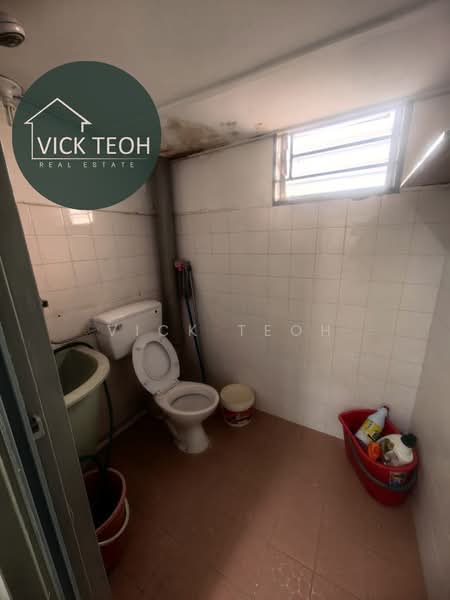 Pejabat untuk Disewa di George Town (Penang) - Vick Teoh - Bathroom - PropertyGuru.com.my