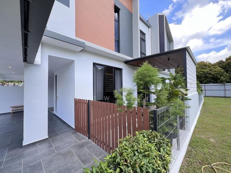 Cluster House for Sale in Bandar Baru Permas Jaya (Permas Jaya) - Siew Hui - PropertyGuru.com.my