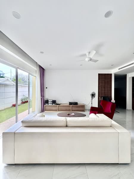 Rumah Berkembar untuk Dijual di Seri Tanjung Pinang (Tanjung Tokong) - Evonne Lim - Living Room - PropertyGuru.com.my