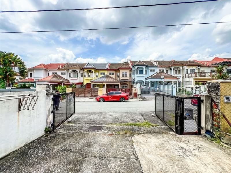 Rumah Teres 2 Tingkat untuk Dijual di Usj 12 (Subang Jaya) - Amzar Faiz - PropertyGuru.com.my