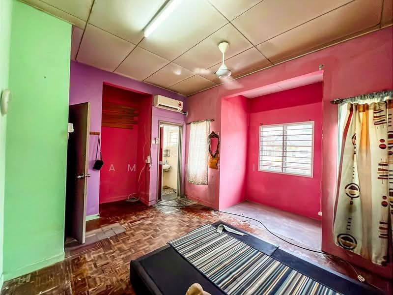 Rumah Teres 2 Tingkat untuk Dijual di Usj 12 (Subang Jaya) - Amzar Faiz - PropertyGuru.com.my