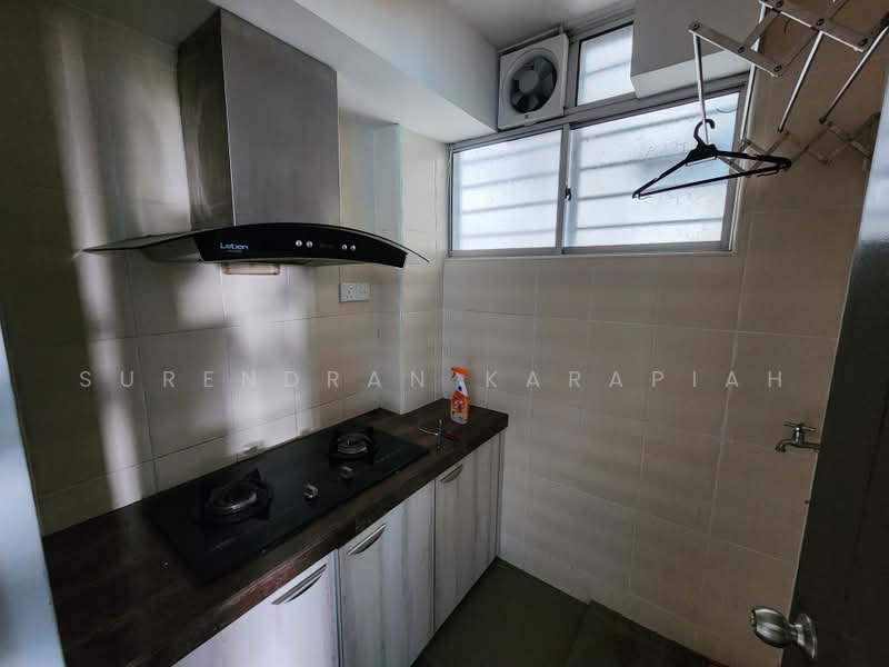 Condominium for Sale at Lagoon Suites - Surendran Karapiah - Kitchen - PropertyGuru.com.my