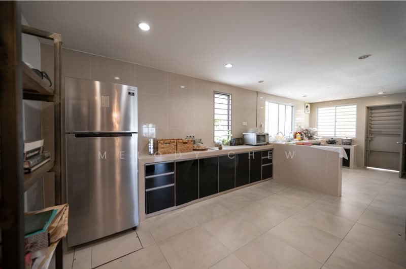 2-storey Terraced House for Sale in Taman Lestari Putra (Seri Kembangan) - melody chew - Kitchen - PropertyGuru.com.my