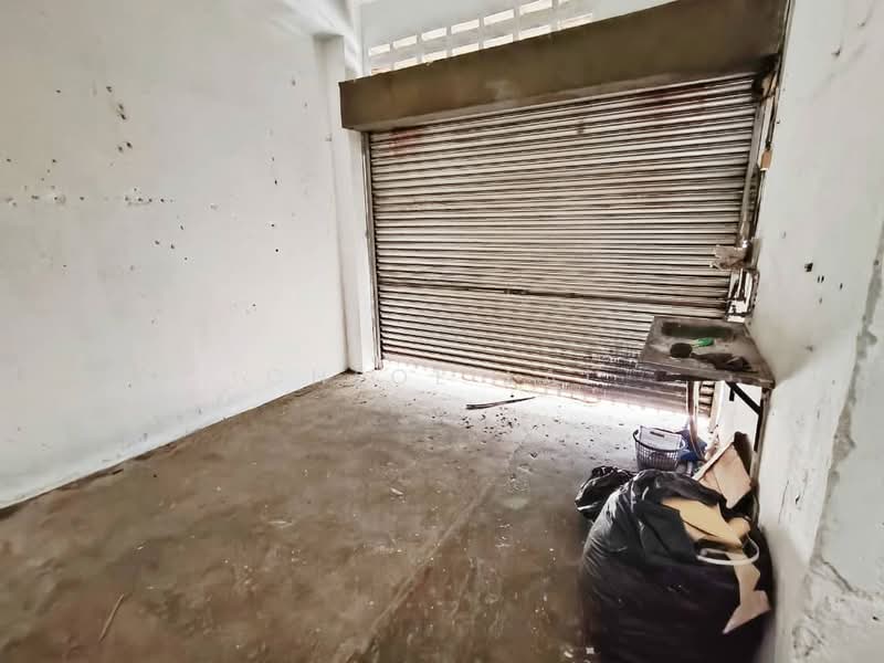 Shop / Office for Rent in Taman Johor Jaya (Johor Bahru) - Chloe Lai - Interior - PropertyGuru.com.my