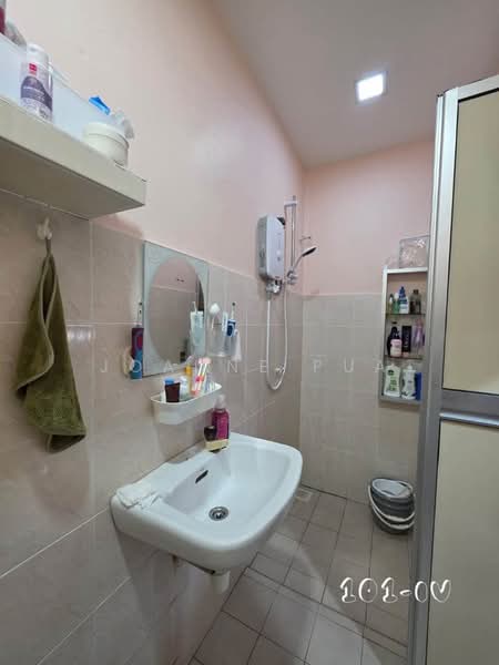 Rumah Teres 2 Tingkat untuk Dijual di Port Klang (Pelabuhan Klang) (Selangor) - Joanne Pua - Bathroom - PropertyGuru.com.my