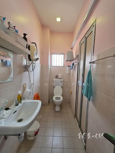 Rumah Teres 2 Tingkat untuk Dijual di Port Klang (Pelabuhan Klang) (Selangor) - Joanne Pua - Bathroom - PropertyGuru.com.my