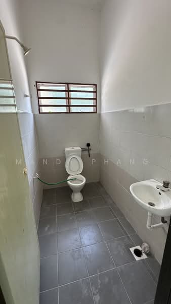 1-storey Terraced House for Rent in Chemor (Perak) - Mandy Phang - Bathroom - PropertyGuru.com.my