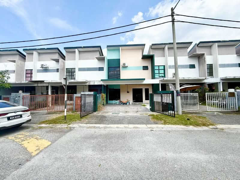 2-storey Terraced House for Sale in Rawang (Selangor) - Amzar Faiz - PropertyGuru.com.my