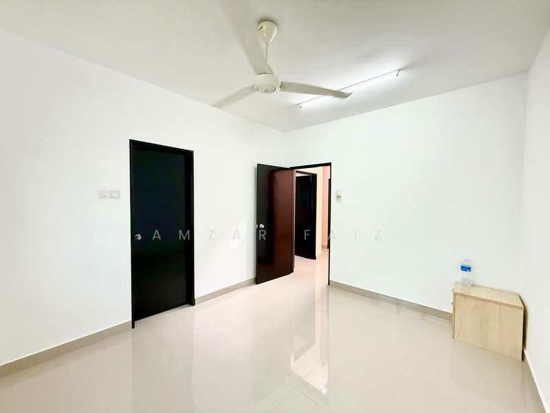 2-storey Terraced House for Sale in Rawang (Selangor) - Amzar Faiz - PropertyGuru.com.my