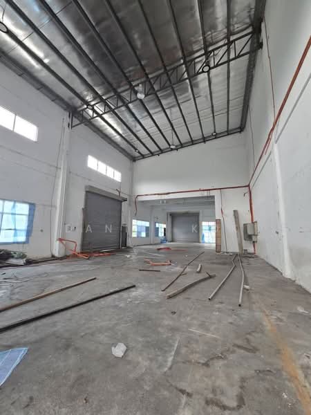 Semi-D Factory for Sale in Taman Perindustrian Pandamaran (Pelabuhan Klang) - Daniel Kok - Interior - PropertyGuru.com.my