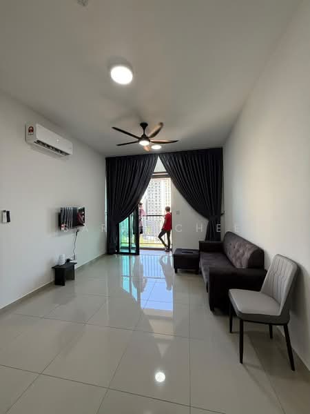 Kediaman Servis untuk Disewa di Parkland Residence - Sarah Chee - Living Room - PropertyGuru.com.my