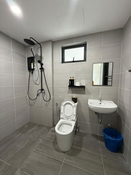 Kediaman Servis untuk Disewa di Parkland Residence - Sarah Chee - Bathroom - PropertyGuru.com.my