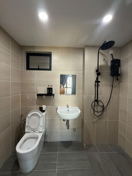 Kediaman Servis untuk Disewa di Parkland Residence - Sarah Chee - Bathroom - PropertyGuru.com.my