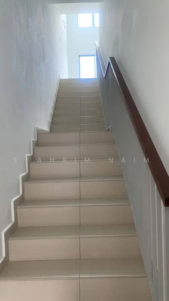 Rumah Bandar untuk Dijual di Bandar Gamuda Gardens (Rawang) - Syahrim Naim - Corridor - PropertyGuru.com.my