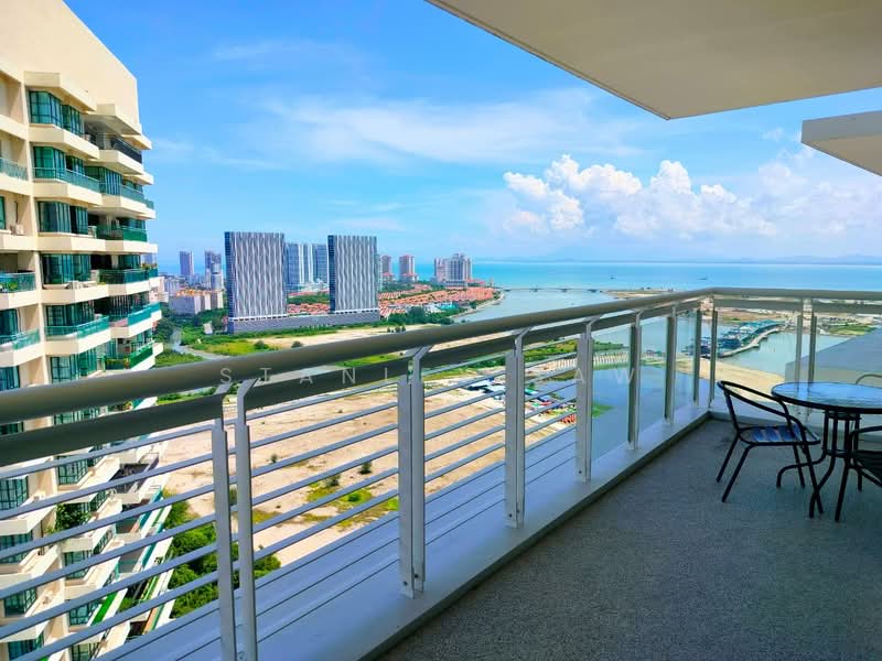 Kondominium untuk Disewa di Gurney Paragon - Stanley Saw - Balcony - PropertyGuru.com.my