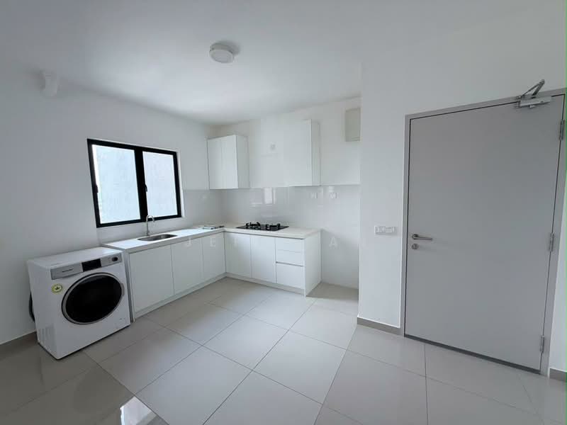 Kediaman Servis untuk Disewa di Huni @ Eco Ardence - Jeff Tan - Kitchen - PropertyGuru.com.my