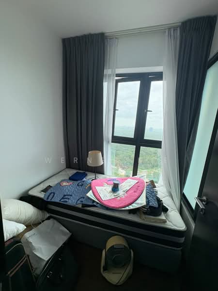 Pangsapuri untuk Dijual di Almas - Werner Kee - Bedroom - PropertyGuru.com.my
