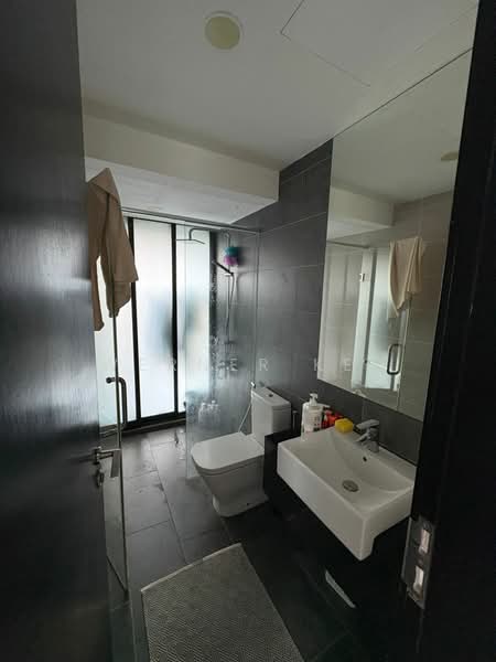 Pangsapuri untuk Dijual di Almas - Werner Kee - Bathroom - PropertyGuru.com.my