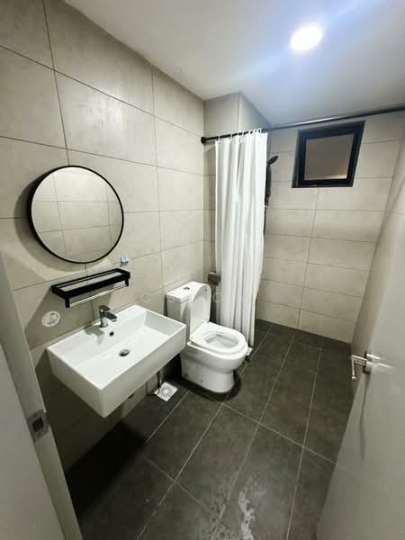 Servis Apartment untuk Disewa di M Luna - CS OW - Bathroom - PropertyGuru.com.my
