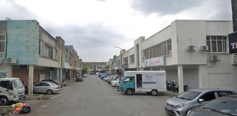 Shop / Office for Rent in Seksyen U5 (Shah Alam) - Tabber Tan - Exterior - PropertyGuru.com.my