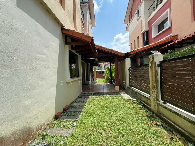 Semi-Detached House for Sale in KL City Centre (Kuala Lumpur) - Izzat Zamros - Exterior - PropertyGuru.com.my