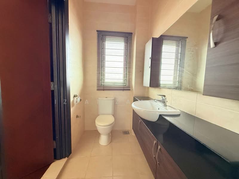 Semi-Detached House for Sale in KL City Centre (Kuala Lumpur) - Izzat Zamros - Bathroom - PropertyGuru.com.my