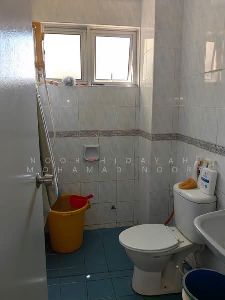 Apartment for Sale at Pangsapuri Sri Camellia - Noor Hidayah Mohamad Noor - Bathroom - PropertyGuru.com.my